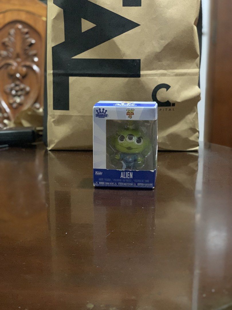Funko Minis Alien (Category: Action & Battle Toys) located in San Fernando. Submitted by carirenzooi (Listing ID 1470379778, Image 2). Description: This is brand new.