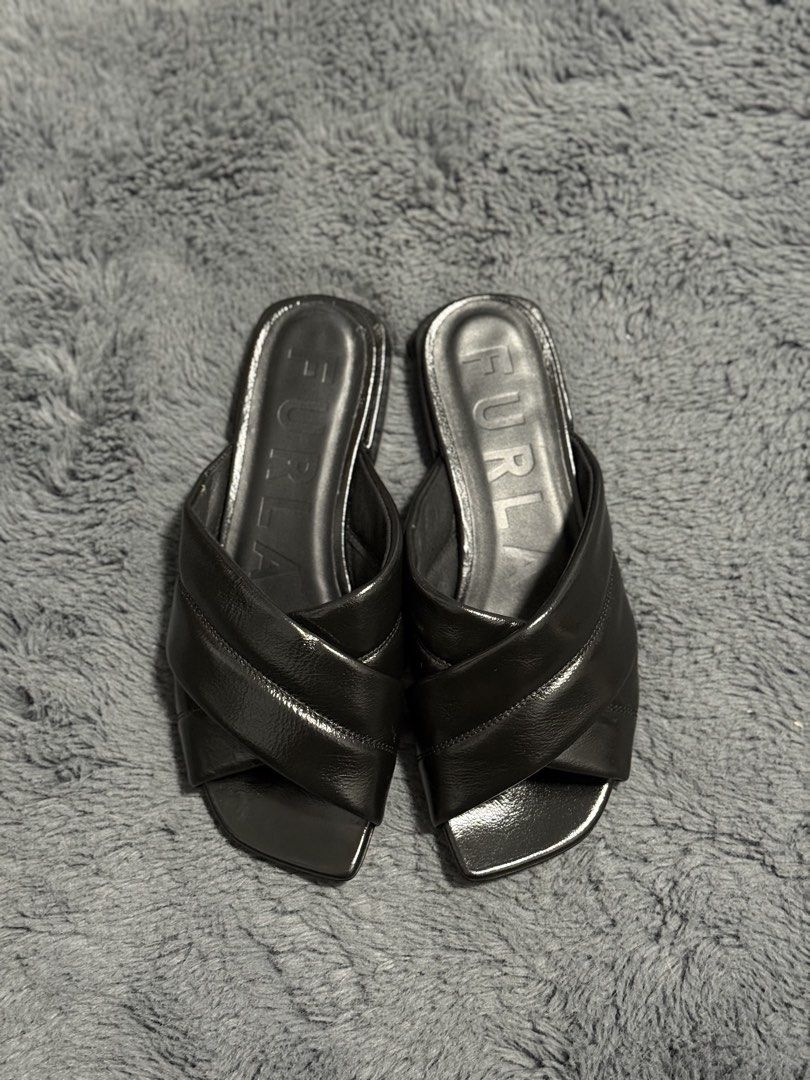 Furla Leather Square Toe Sandals (Category: Flats & Sandals) located in Koronadal. Submitted by chaifinds (Listing ID 1470521385, Image 3). Description: Furla Black leather square toe sandals Size: 37 (Made in Italy) Low block heel for comfortable all-day wear Condition: Brandnew. Soles show light signs of trying on / minimal wear Inclusions: Original dust bag included.