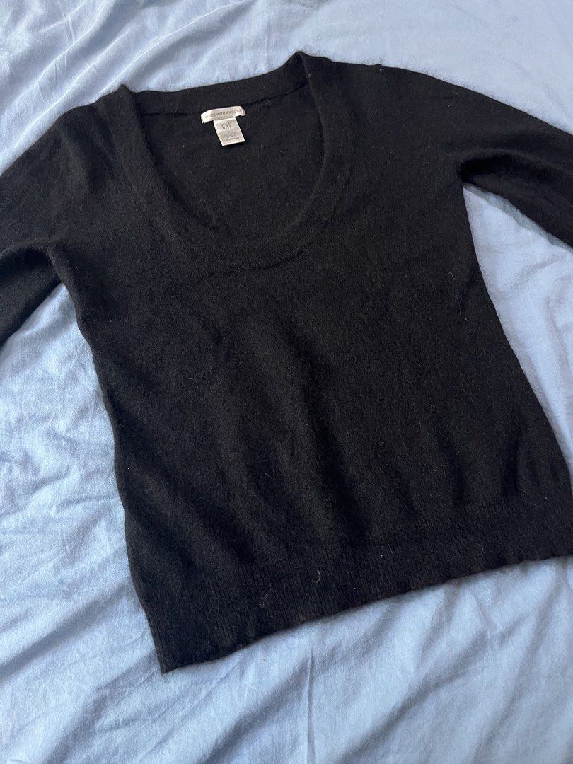 Gap Black Angora Wool Scoop Neck Sweater Size S (Category: Longsleeves) located in Las Pinas. Submitted by snr___salad (Listing ID 1470402226, Image 2). Description: - Brand: Gap - Color: Classic Black - Material: Luxurious angora, nylon, and wool blend - Texture: Soft and fuzzy - Design: Scoop neckline, long sleeves, ribbed hem and cuffs - Size: Small (Cute rin worn backwards!! Boat neck low back moment).