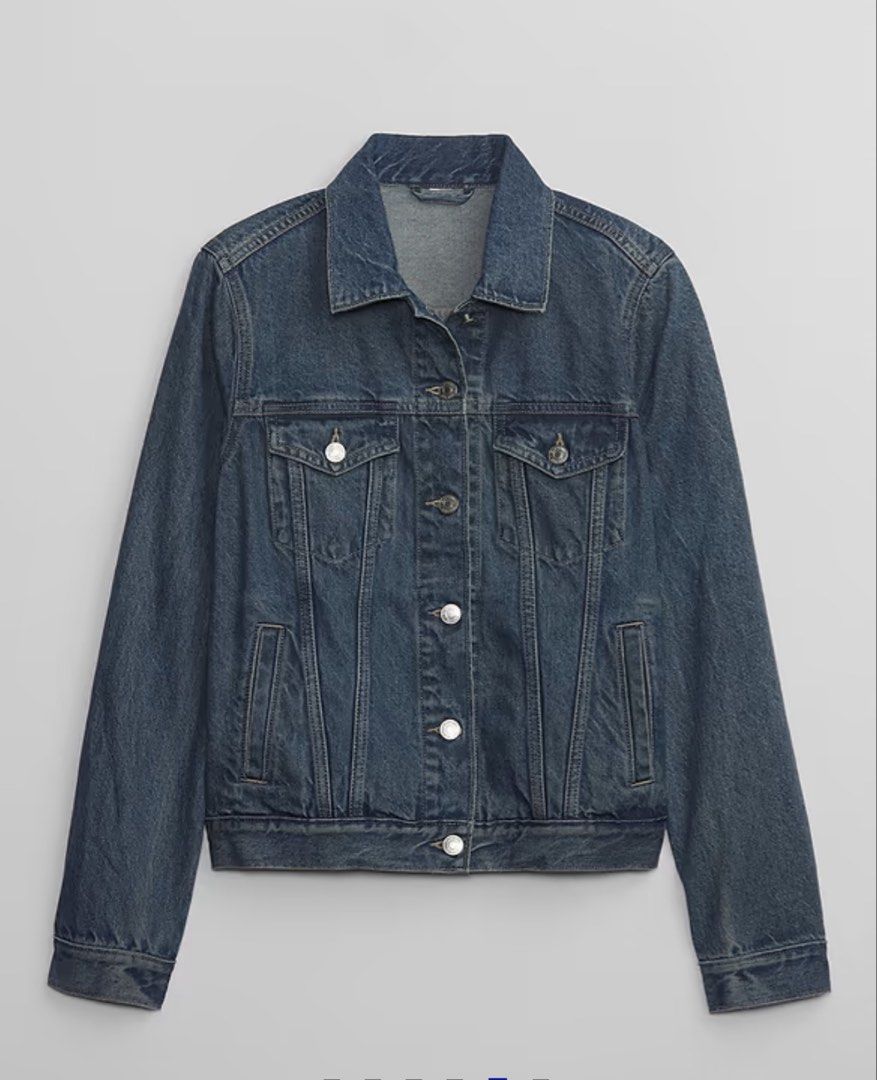 GAP Denim Jacket Light Washed (Category: Coats, Jackets and Outerwear) located in Paranaque City. Submitted by marella_soriente (Listing ID 1470371834, Image 1). Description: I’m selling this jacket because personally, it’s too fitted for my taste as a medium girlie baka oversized yung atake if you’re a small. Original price is 4,450 ✔ Full-Payment via BPI, Gcash or Maya (First Payment Basis) ✔️Delivery fee will be shouldered by the buyer ✔ Locat