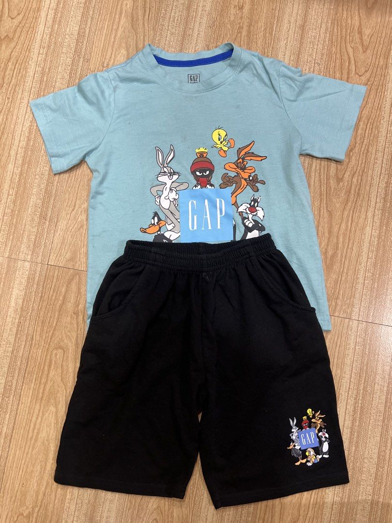 Gap looney tunes terno boys set coordinates coords (Category: Babies & Kids Fashion) located in Angeles City. Submitted by pampanga.reloved (Listing ID 1470543498, Image 1). Description: Used once.