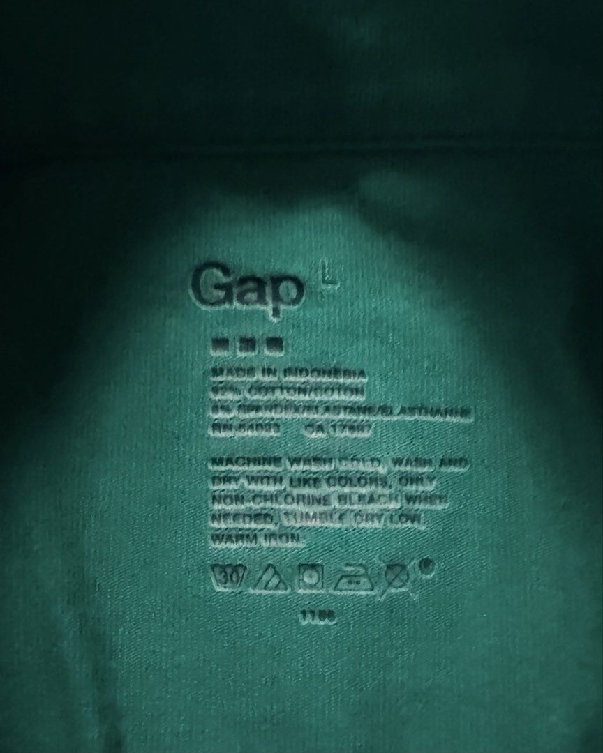 Gap Teal Quarter Zip Long Sleeve Pullover (Category: Coats, Jackets and Outerwear) located in Baguio. Submitted by rexyellowblue (Listing ID 1470411913, Image 3). Description: - Brand: Gap - Item: Quarter Zip Pullover - Color: Teal - Size: Large (L) - Material: 92% cotton, 8% spandex (soft & slightly stretchy) - Fit: Standard fit - Details: High collar with chest zipper, embroidered Gap logo on left chest - Condition: Excellent for daily casual w