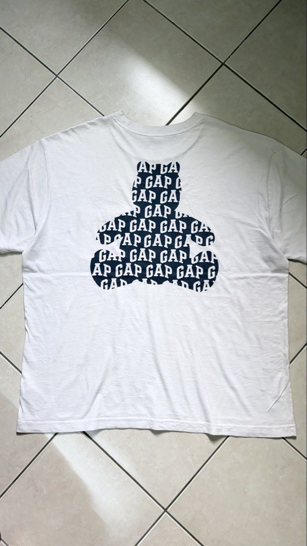 GAP Tee (Category: Tshirts & Polo Shirts) located in Marang. Submitted by LGTShop (Listing ID 1470518455, Image 3). Description: P26" L30.5", Size XL Condition 9/10.