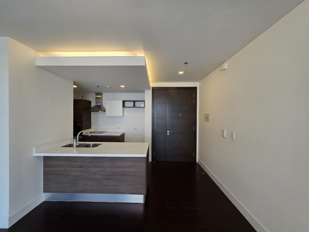 Garden Tower 2 | 1Br with PS | 69sqm | php22.5M (Category: Apartments & Condos) located in Pasig City. Submitted by maraholgado (Listing ID 1470428204, Image 3). Description: Garden Tower 2 1BR with parking 33rd floor 69sqm Php 22.5M Direct For inquiries, please contact: Mara Holgado Re/Max Unlimited 0917.722.9252.