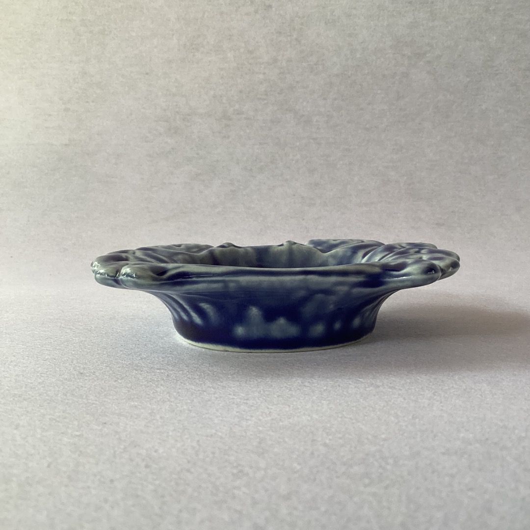 Garlic/ Ginger/ Radish Grater/ Condiment Dish (Category: Other Kitchenware & Tableware) located in Davao. Submitted by eclectic1925 (Listing ID 1470536965, Image 2). Description: Php165 Garlic/ Ginger/ Radish Grater/ Condiment Dish H: 1 inch L: 4.1 inches W: 3 inches Please REVIEW PHOTOS We use 100% repurposed packaging materials SF starts at Php70 via Flash Express First to pay.