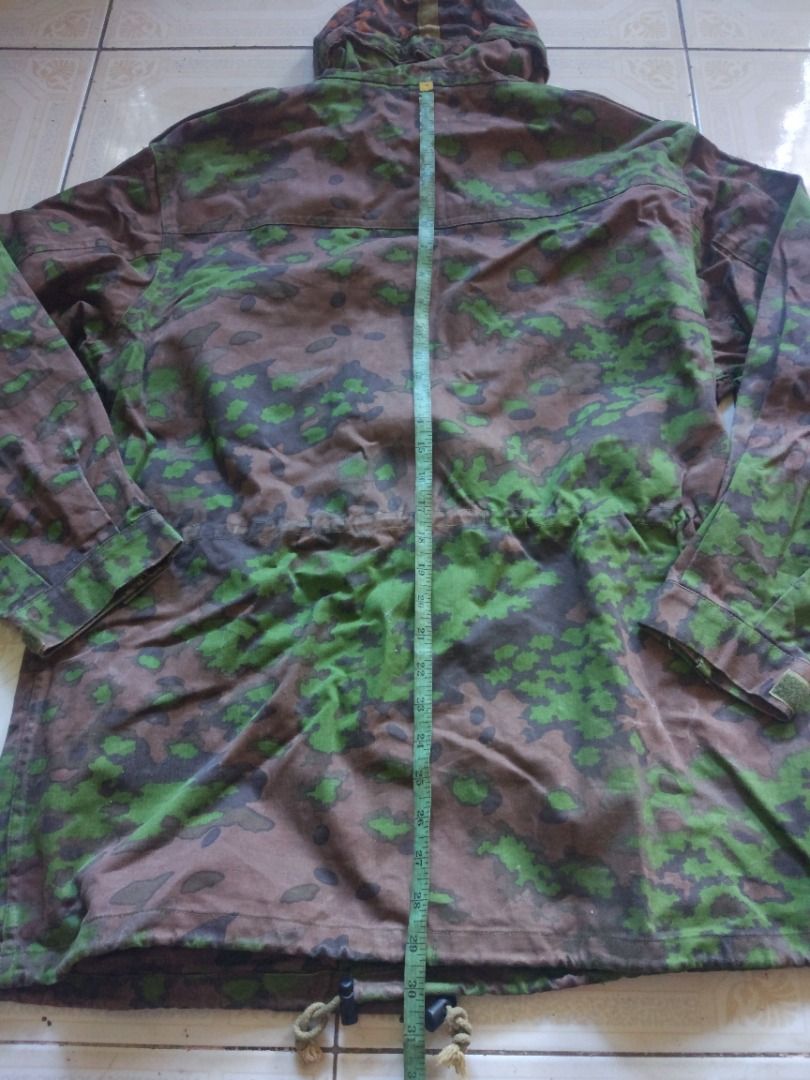 German Oakleaf Camou Military Jacket L (Category: Coats, Jackets and Outerwear) located in Pasay City. Submitted by denimdude.ph (Listing ID 1470421526, Image 3). Description: rare camou pattern no tags, fits Large foldable hood.