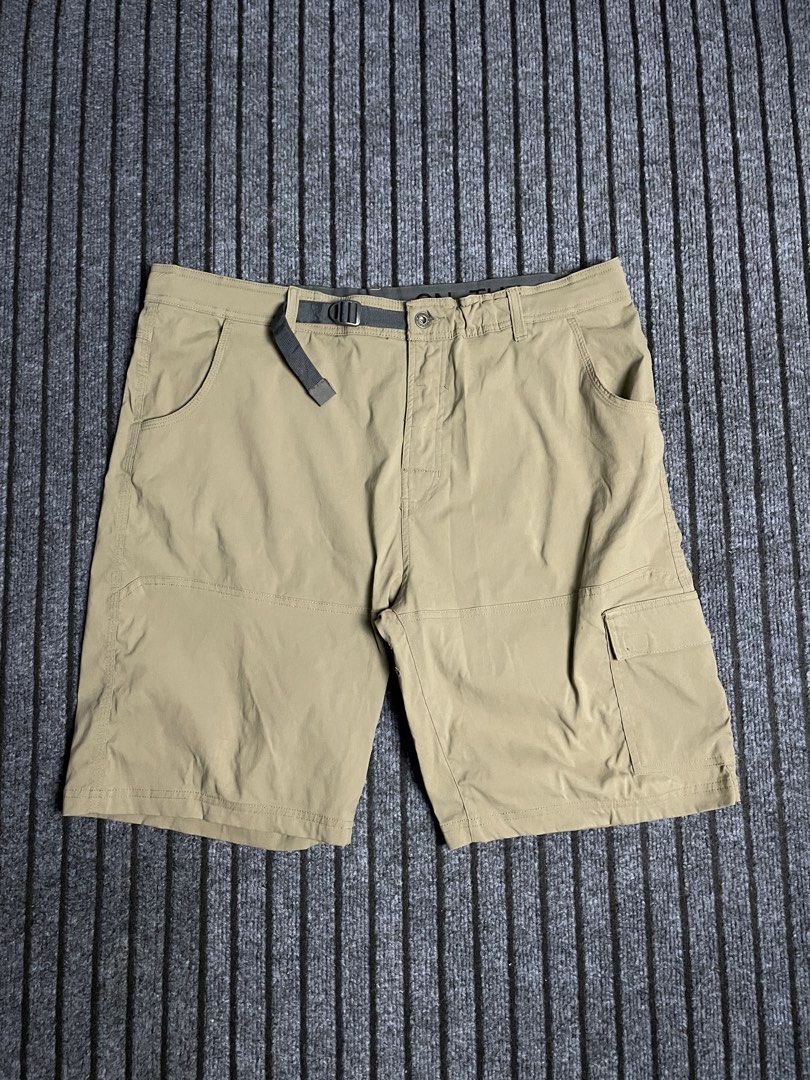 Gerry - Utility Cargo Shorts (Category: Activewear) located in Puerto Princesa. Submitted by palawan.swagdealer (Listing ID 1470376502, Image 3). Description: All details are provided Kindly check each photo Item has no major flaws In very good condition.