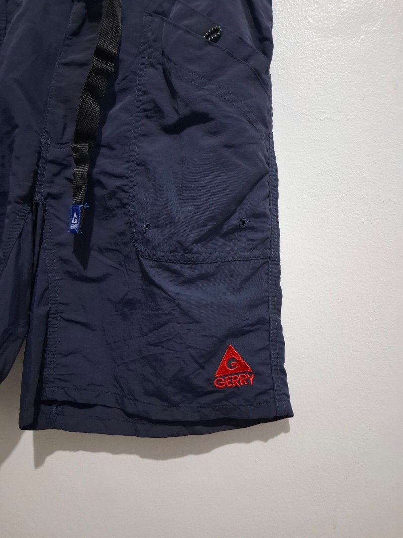 Gerry size med (Category: Shorts) located in Tarlac. Submitted by christopher.24 (Listing ID 1470397614, Image 2). Description: excellent condition legit.