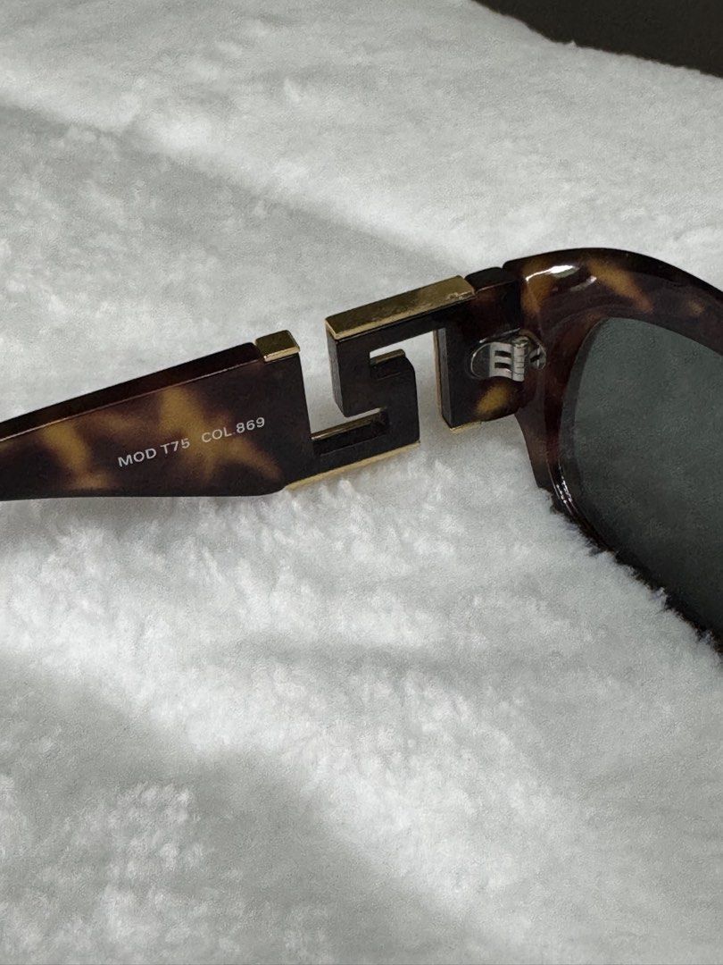 Gianni Versace (Category: Sunglasses & Eyewear) located in Bocaue. Submitted by mamikyuti (Listing ID 1470399514, Image 3). Description: GIANNI VERSACE Mod. T75 Col. 869 square gold Greek sunglasses Italy 90s RATE FIND.