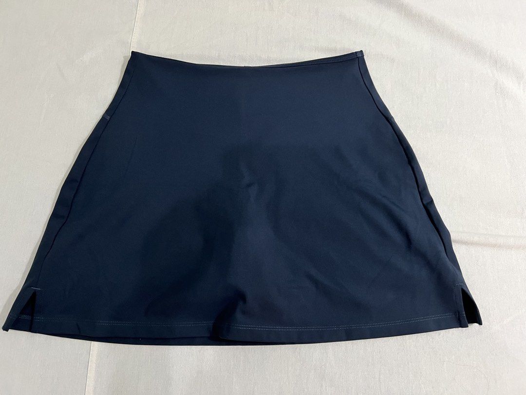 Girlfriend collective sport skort (Category: Activewear) located in Mandaue City. Submitted by nanuique (Listing ID 1470360781, Image 2). Description: .