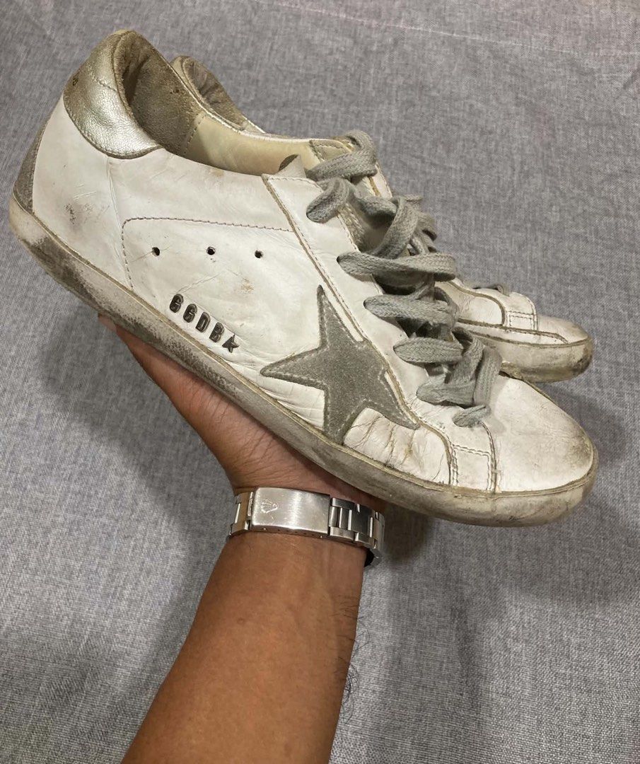 GOLDEN GOOSE SUPER STAR (Category: Casual Shoes) located in Manila. Submitted by jiimsdeguzman (Listing ID 1470383933, Image 2). Description: GOLDEN GOOSE SUPER STAR SILVER TAB SIZE 38 AUTHENTIC 101% 24.5 CM TO 25cm.