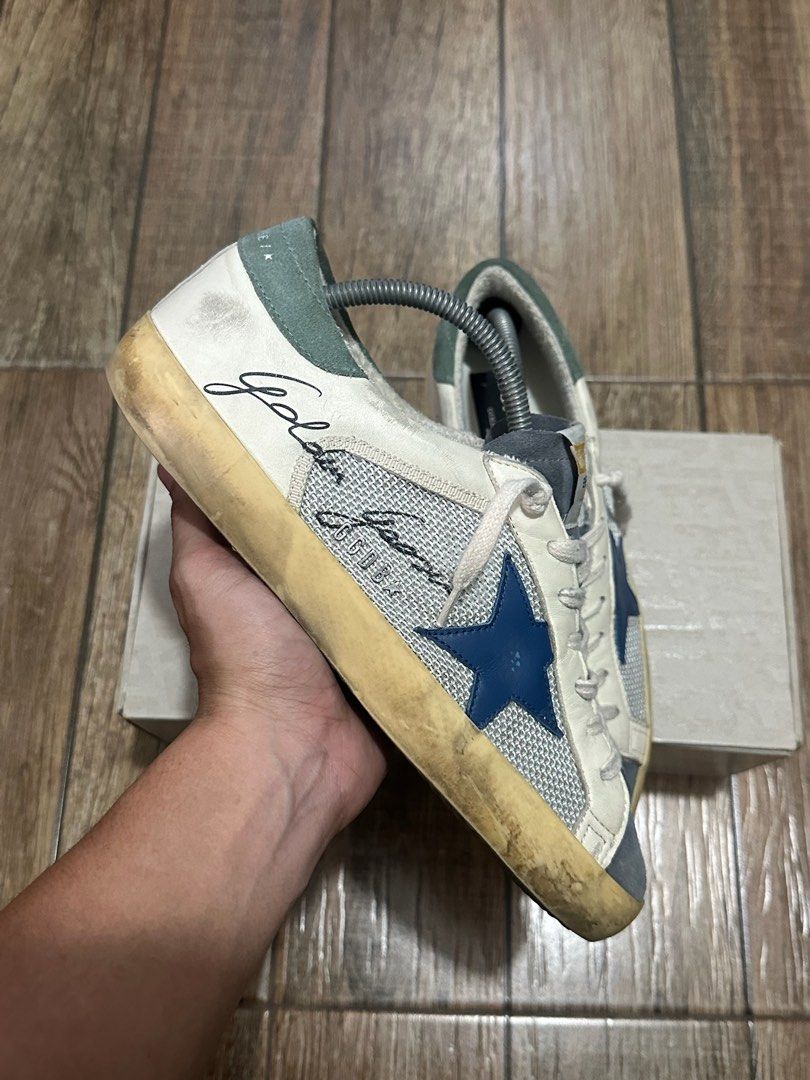 Golden Goose Superstar (Category: Sneakers & Footwear) located in Manila. Submitted by nicoleargana04 (Listing ID 1470500644, Image 1). Description: Complete package RFS: declutter, too many shoes.