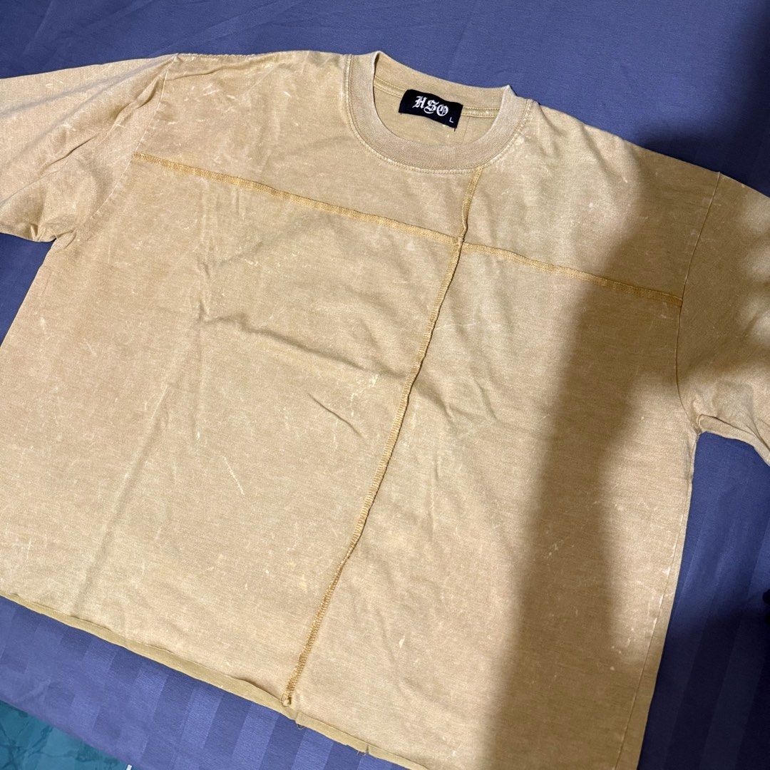 Graphic T-Shirts (Category: Tshirts & Polo Shirts ) located in Talisay. Submitted by senttyy (Listing ID 1470448249, Image 2). Description: Size: medium and large 490 each 1900 for all.
