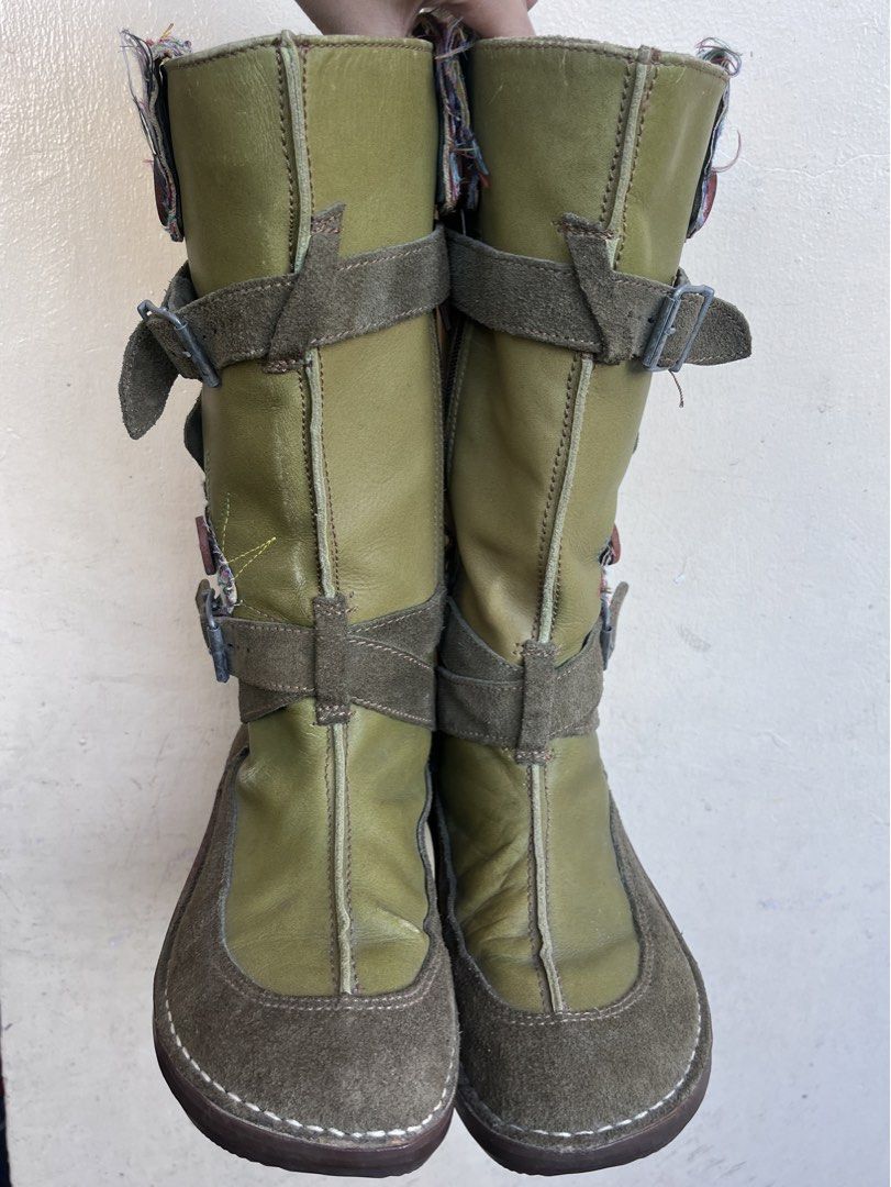 Green Leather Mid-Calf Boots (Category: Boots) located in Imus. Submitted by lfhandycamplsdmme (Listing ID 1470443296, Image 2). Description: 36-37 Green leather, suede panels, and tartan plaid fabric Unisex Issue: Wear sign Location: Imus City, Cavite My fav!! Take all 1,100 pesos for all listed shoes ❤️ Reminders! Strictly no returns, no refunds, no exchange. This is a preloved shoes please manage your expectations. We’re not reliable for any d