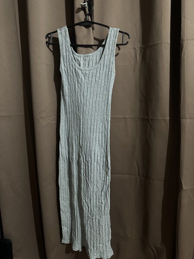 Grey Tank Dress (Category: Dresses) located in Calamba. Submitted by itsyan (Listing ID 1470358899, Image 3). Description: .