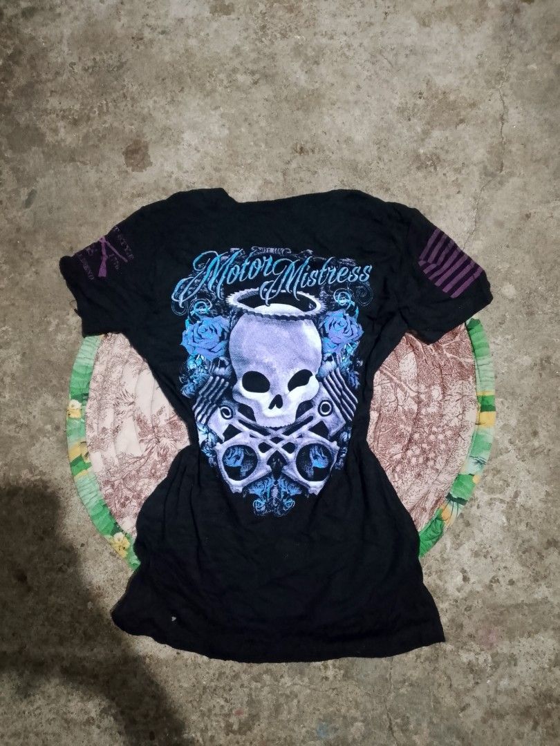GRUNGE SKULL TEE (Category: Blouses) located in Manila. Submitted by dmdump1069995 (Listing ID 1470372337, Image 1). Description: 🏷️ GRUNGE SKULL MOTOR MISTRESS TEE BRAND: GRUNT STYLE •dimensions: -length:25.5 width:15 •m on tag •issue - none •need wash •color rate 10/10.