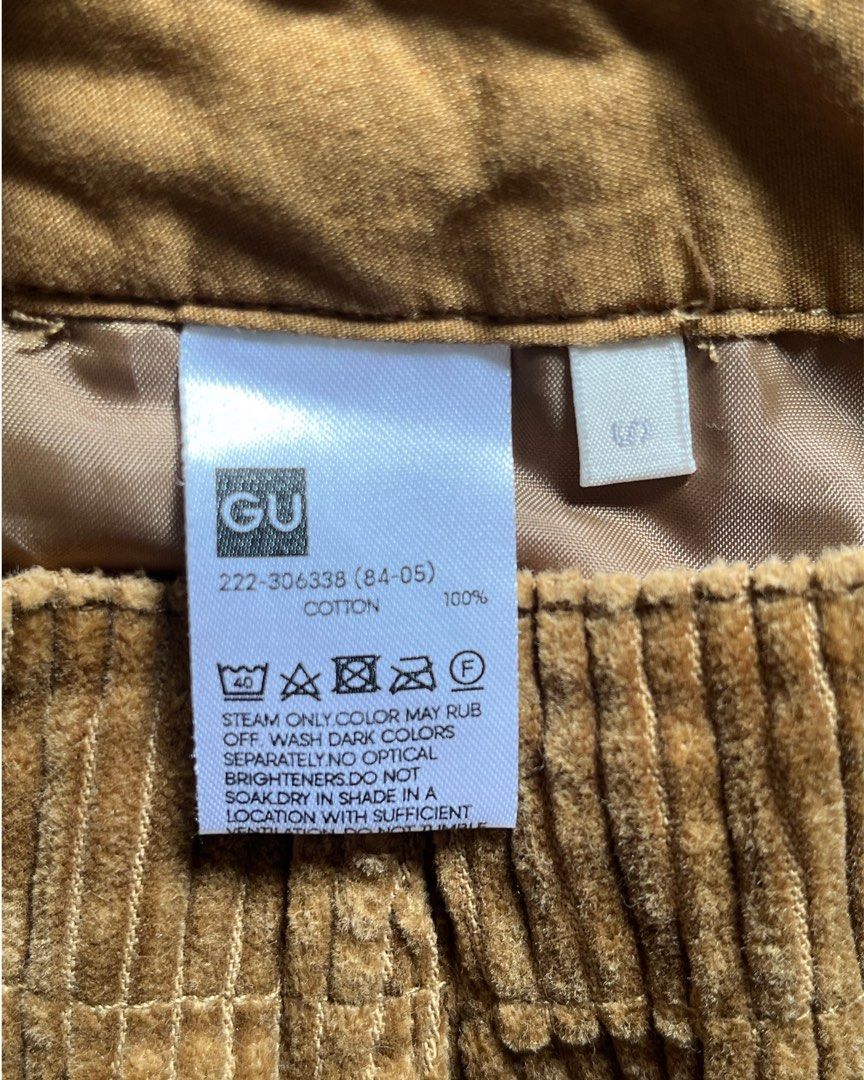 GU Brown Corduroy Button-Front Midi Skirt (Category: Skirts) located in Manila. Submitted by atlhae (Listing ID 1470446295, Image 2). Description: has two front pockets. Size: XS-S (23-25 in) Length: 3-4in below the knee on a 5’1 wearer. (for reference) pre-loved ukay find in good condition. .