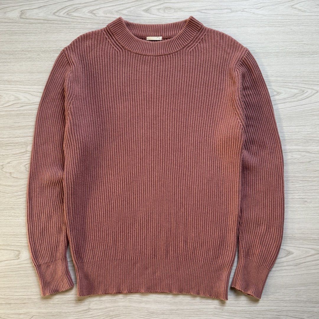 GU Crewneck Knit Sweater (Category: Coats, Jackets and Outerwear) located in Zamboanga. Submitted by rustic.rev (Listing ID 1470471271, Image 1). Description: GU Crewneck Knit Sweater In excellent condition Tagged: L Actual Measurements: Pit to pit: 22” Length: 28” Shoulders: 20” Sleeves length: 26”.