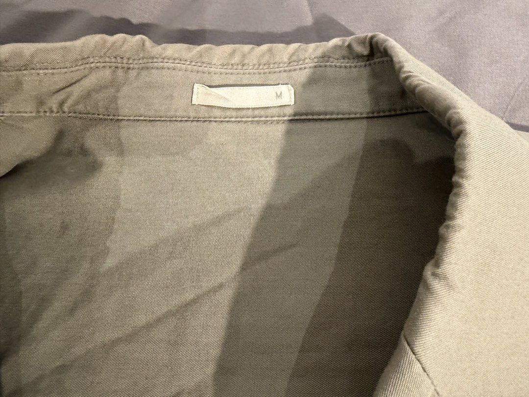 GU Cropped Polo (Category: Tshirts & Polo Shirts ) located in Taguig. Submitted by j.lax. (Listing ID 1470518003, Image 2). Description: - Brand: GU - Size: M (Cropped fit).