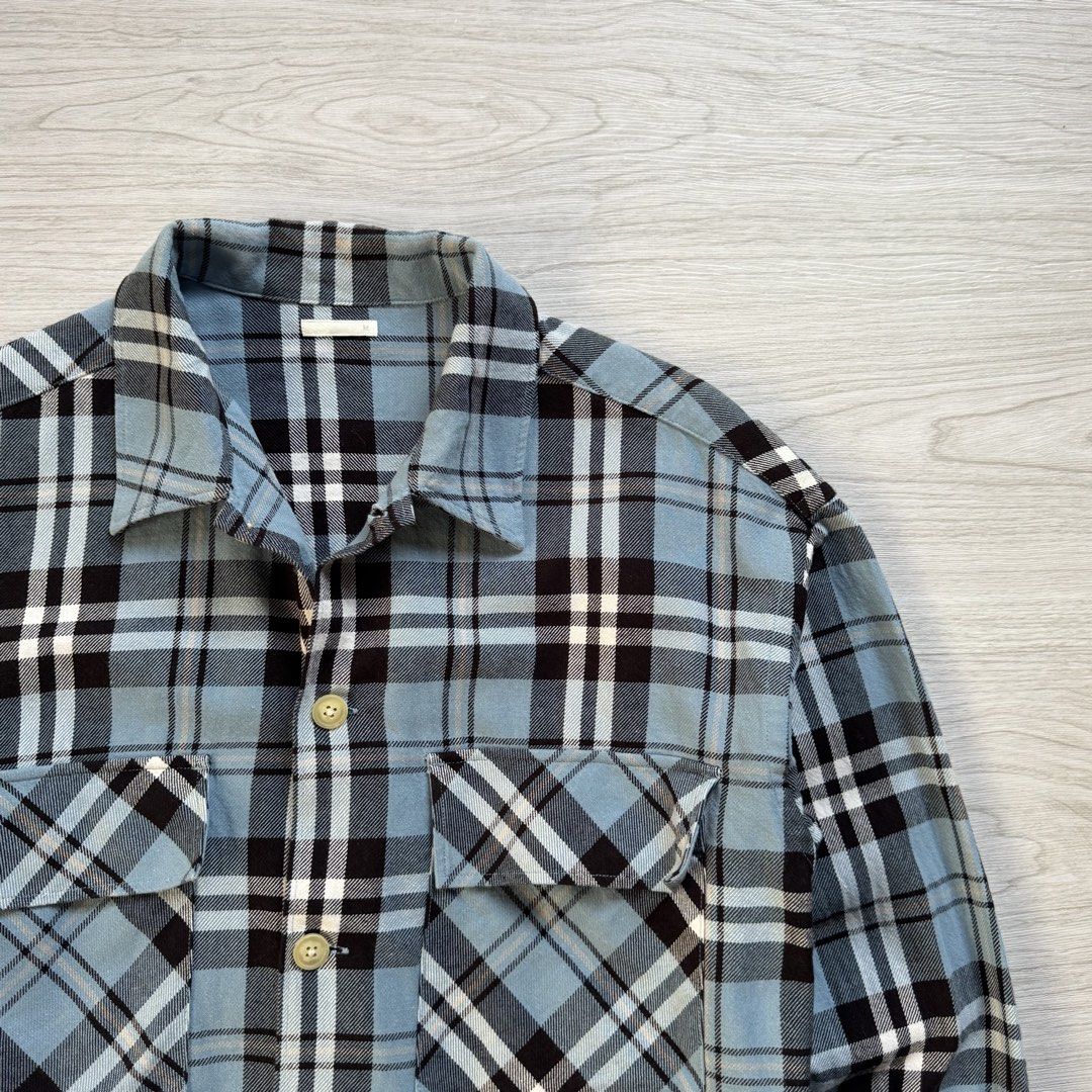 GU Flannel Overshirt (Category: Coats, Jackets and Outerwear) located in Zamboanga. Submitted by rustic.rev (Listing ID 1470504150, Image 2). Description: GU Flannel Overshirt In excellent condition Tagged: M Actual Measurements: Pit to pit: 22” Length: 28” Shoulders: 21.5” Sleeves length: 22”.