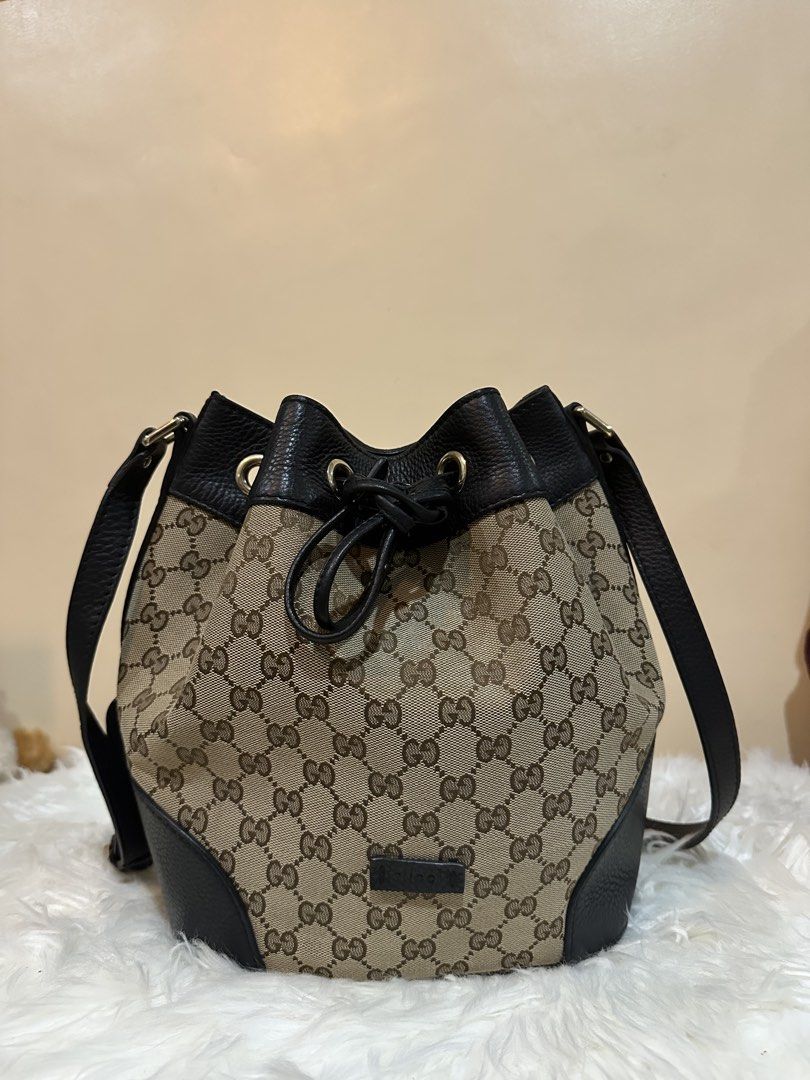 Gucci Bucket bag (Category: Luxury Bags & Wallets) located in Cagayan de Oro. Submitted by zaybanlx (Listing ID 1470493192, Image 1). Description: .