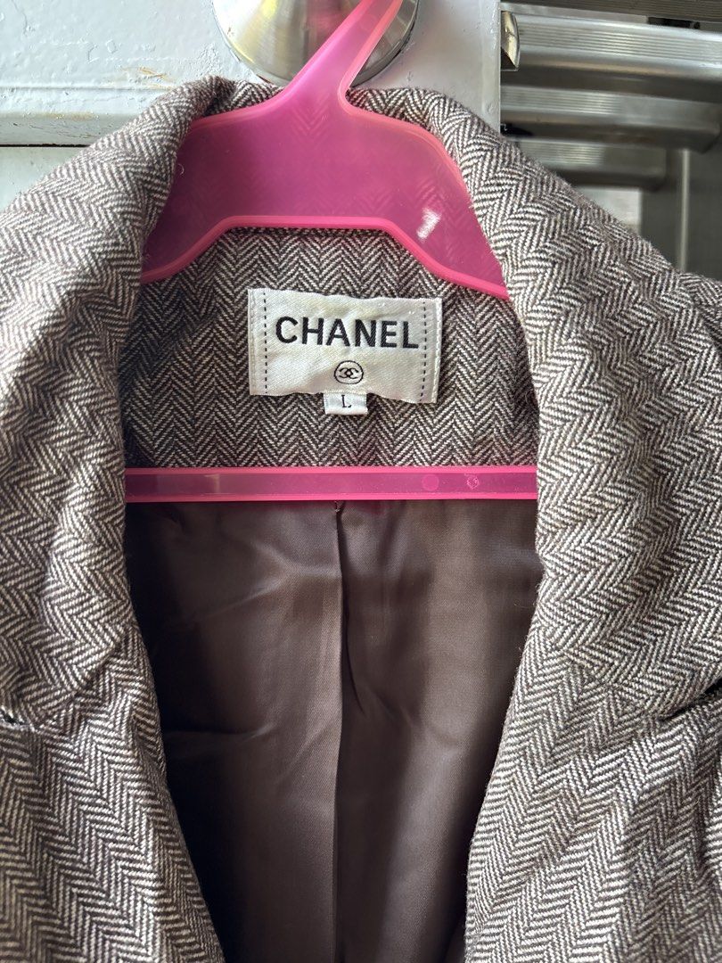 Chanel Coat (Category: Coats, Jackets and Outerwear) located in Puerto Princesa. Submitted by 18arc (Listing ID 1470360677, Image 3). Description: .