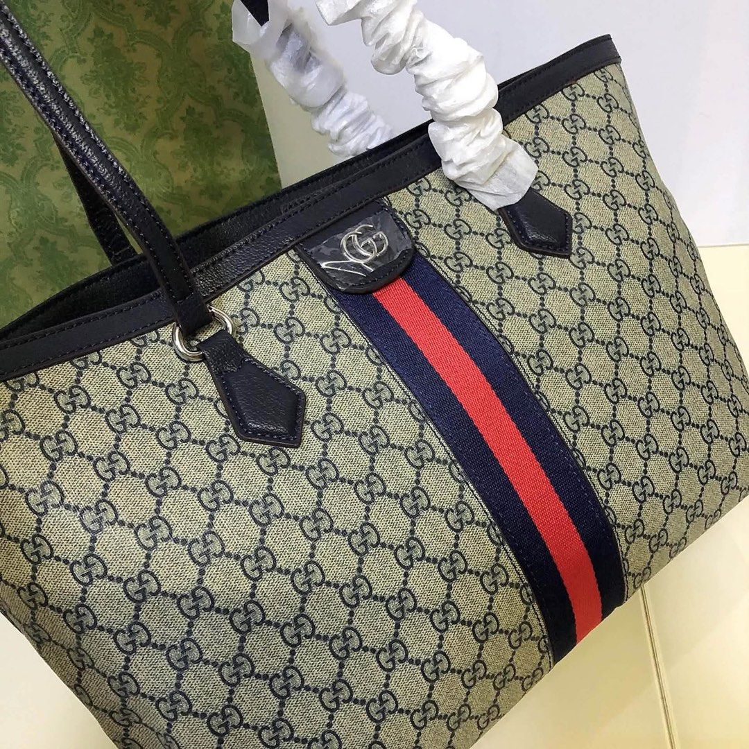 GUCCI TOTE BAG (Category: Beverages) located in Angeles City. Submitted by migs_font29 (Listing ID 1470442396, Image 2). Description: .