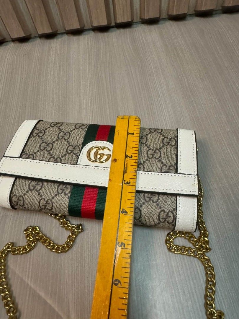 Gucci wallet on chain (Category: Luxury Watches) located in Manila. Submitted by vilmabrandedukaybags (Listing ID 1470510932, Image 3). Description: Gucci wallet on chain.. like new condition with code and gold hardware ❤.