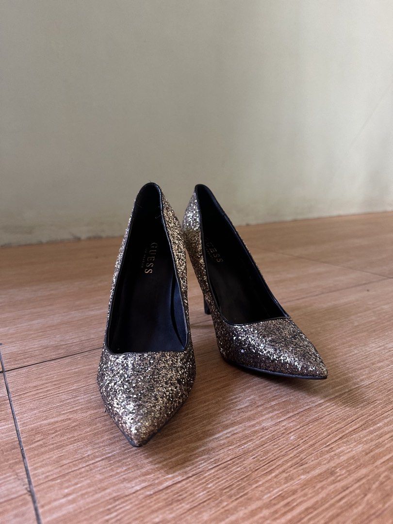 Guess 3-inch heels (EU 38) (Category: Heels) located in Baguio. Submitted by prettygirl_kaplaan (Listing ID 1470557423, Image 1). Description: Good condition. Worn once then naka tambak na lang. bought in Bahrain. Can tawad!!.