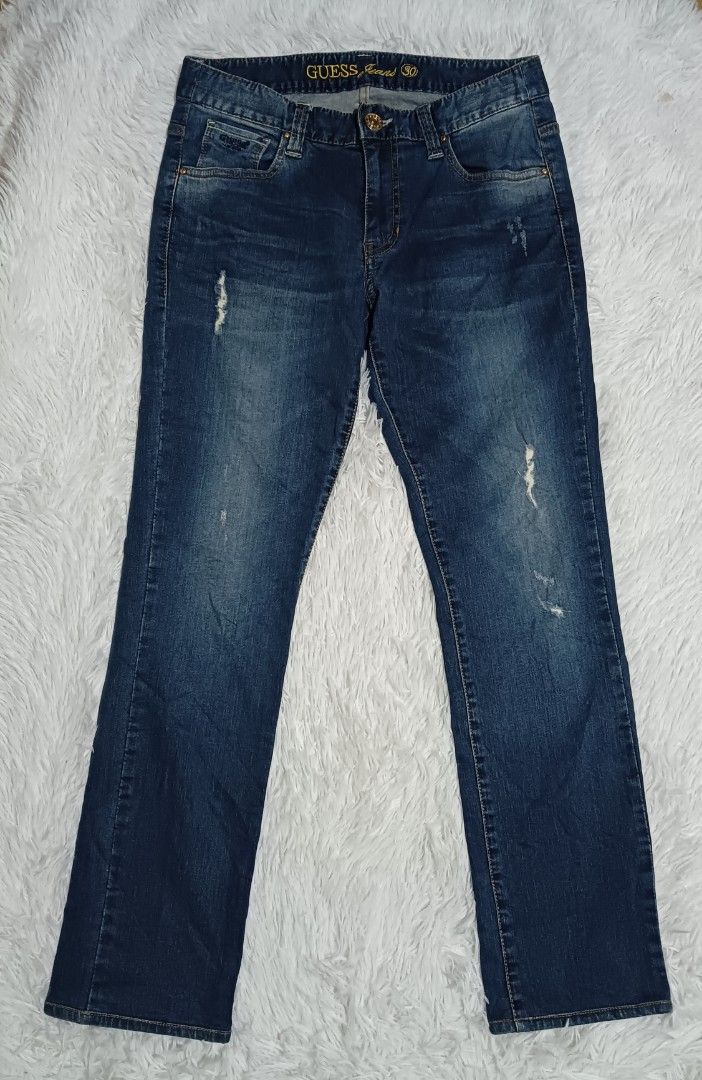 Guess jeans (Category: Jeans) located in Ozamiz City. Submitted by meshthrift11 (Listing ID 1470413305, Image 2). Description: size 30-32 stretchable length 37.