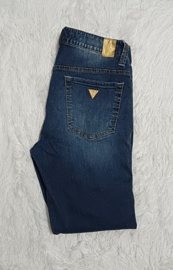 Guess jeans (Category: Jeans) located in Ozamiz City. Submitted by meshthrift11 (Listing ID 1470413305, Image 1). Description: size 30-32 stretchable length 37.