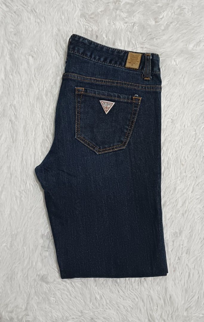 Guess jeans (Category: Jeans) located in Ozamiz City. Submitted by meshthrift11 (Listing ID 1470419719, Image 1). Description: size 30-31 stretchable.