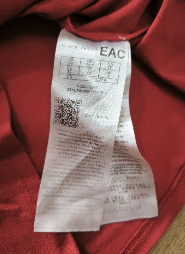 Guess red shirt (Category: Shirts) located in Manila. Submitted by wearforce (Listing ID 1470494876, Image 3). Description: Guess red shirt color: red fit: small color rate 9/10 in good condition 300 + sf.