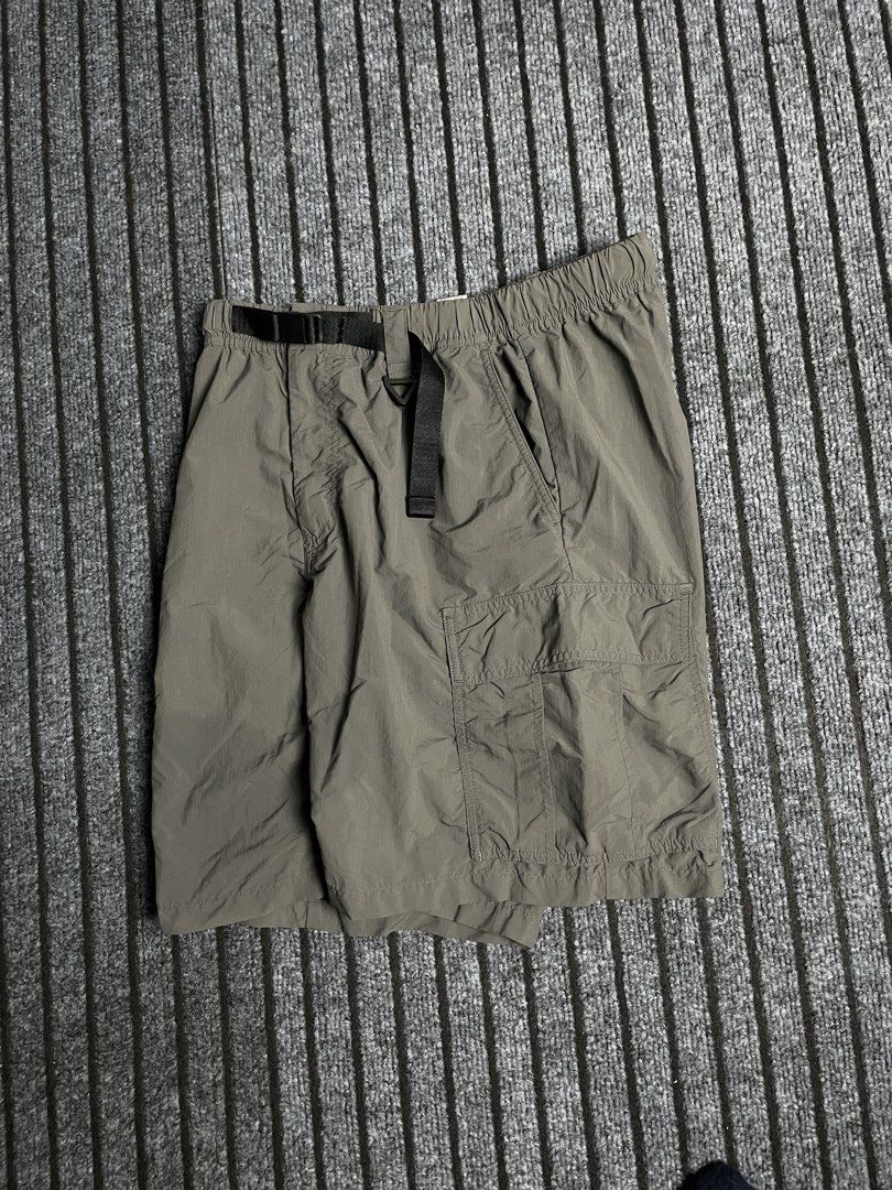GU/UNIQLO - Geared Utility Cargo Short (Category: Activewear) located in Puerto Princesa. Submitted by palawan.swagdealer (Listing ID 1470386048, Image 3). Description: All details are provided Kindly check each photo Item has no major flaws In very good - excellent condition.