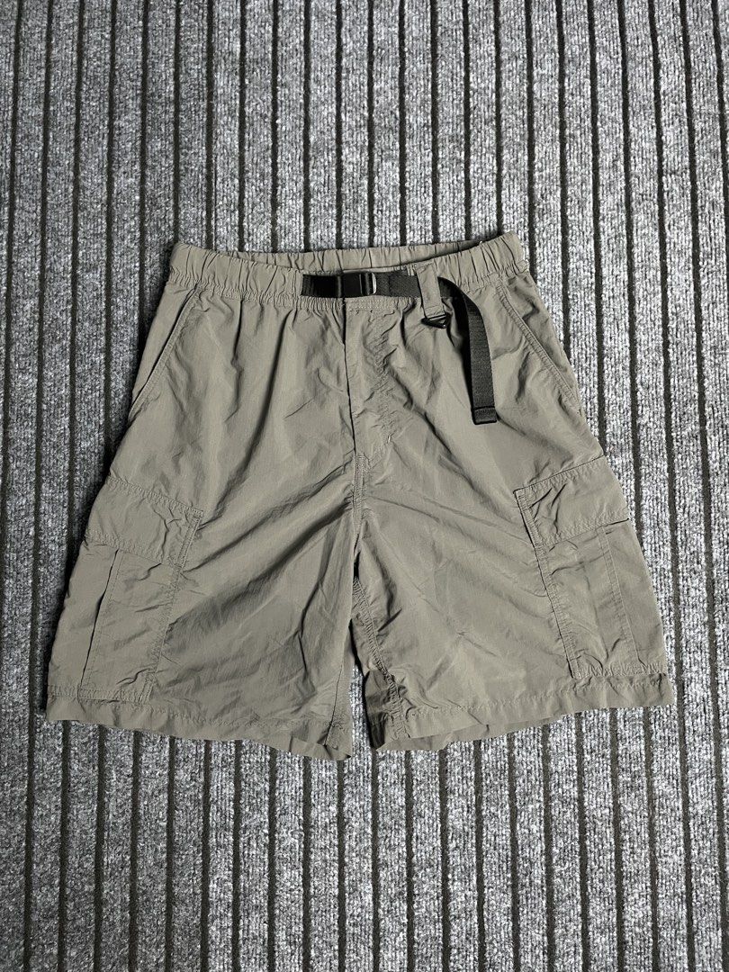 GU/UNIQLO - Geared Utility Cargo Short (Category: Activewear) located in Puerto Princesa. Submitted by palawan.swagdealer (Listing ID 1470386048, Image 2). Description: All details are provided Kindly check each photo Item has no major flaws In very good - excellent condition.