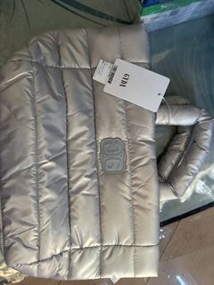 （分類：）位於 。 由 swifttiger.6ce07a 提交（商品編號 1470436491，圖片 1）。簡介： 。
