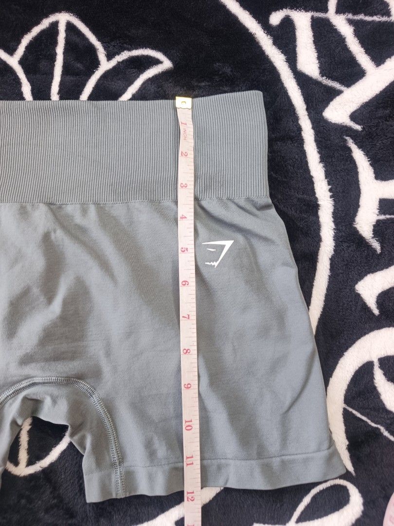 GymShark Seamless Short (Category: Shorts) located in Lagonglong. Submitted by sadthrifter (Listing ID 1470402023, Image 3). Description: details on pic.