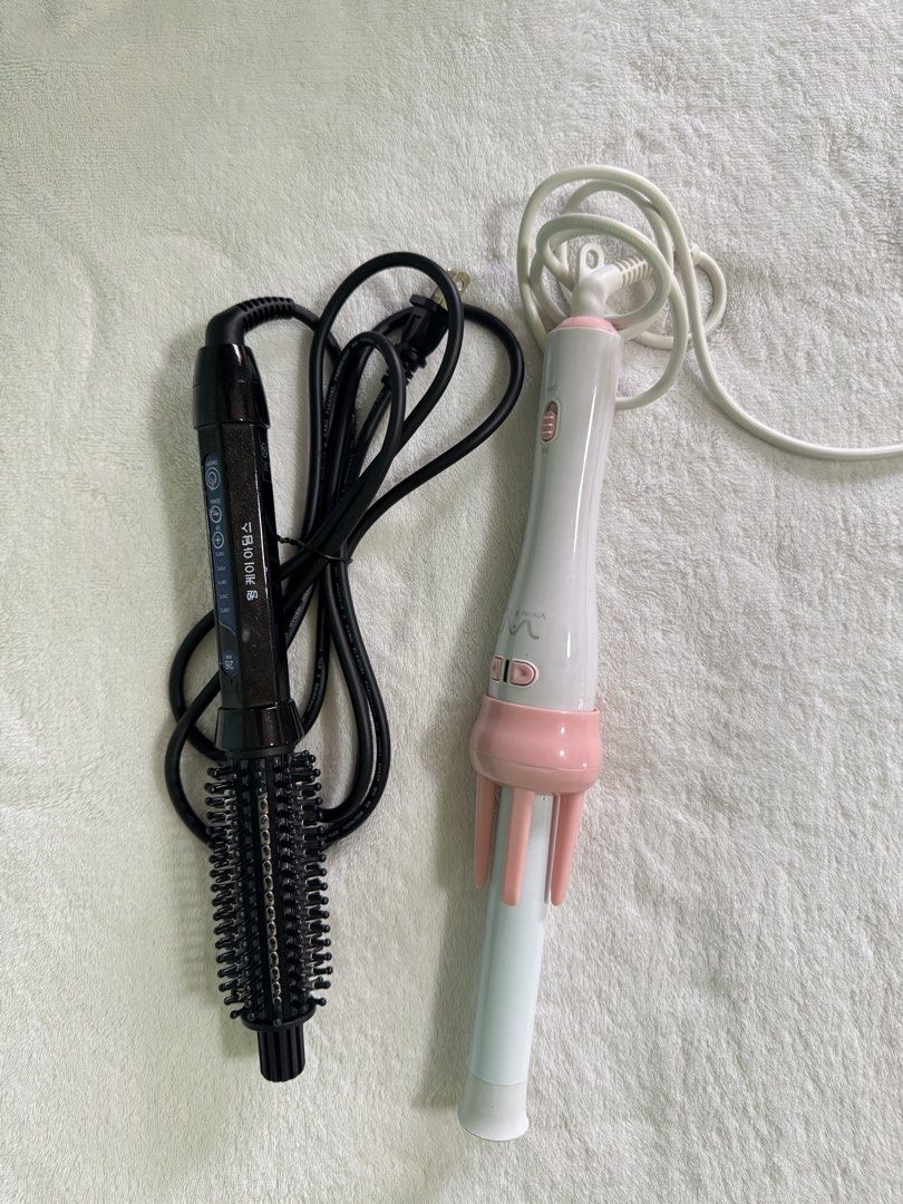 Hair Styling Tools (Category: Hair) located in Manila. Submitted by mmilaomls (Listing ID 1470405157, Image 1). Description: - 2-in-1 Hair Styling Bundle: Get both straight and curly looks effortlessly - Black 26mm Heating Brush: Features digital temperature controls up to 230°C for fast straightening - White & Pink Automatic Curler: Creates perfect, hassle-free curls every time - Ready to Use: Both units come with attached power cords and plugs 