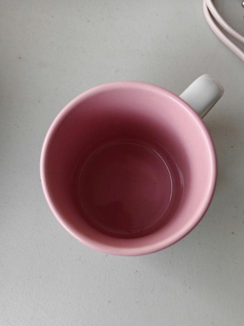 Have Fun in Taiwan Souvenir Ceramic Mug (Category: Coffee & Tea Tableware) located in Antipolo. Submitted by tagsale101 (Listing ID 1470463439, Image 2). Description: - High-quality ceramic suitable for warm or cold drinks - Clean inside, no chips or cracks.