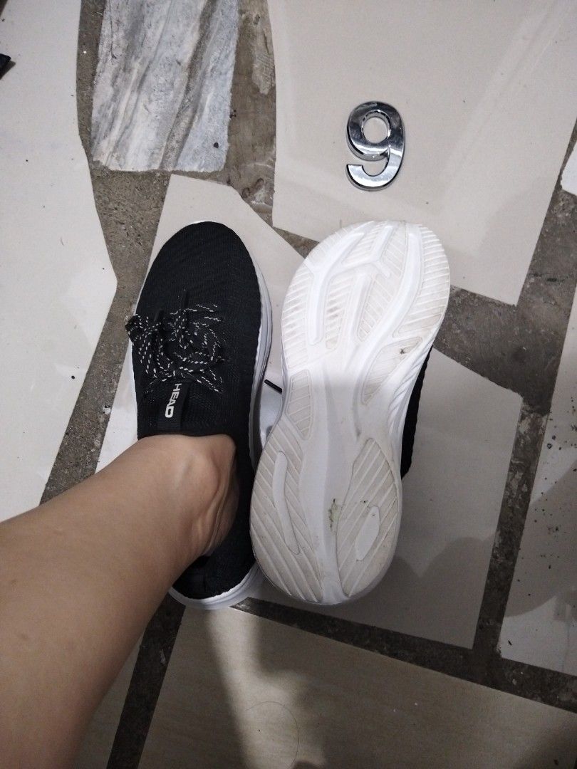 Head Sneakers (Category: Sneakers) located in El Salvador. Submitted by francheskaukayukay (Listing ID 1470397110, Image 3). Description: .