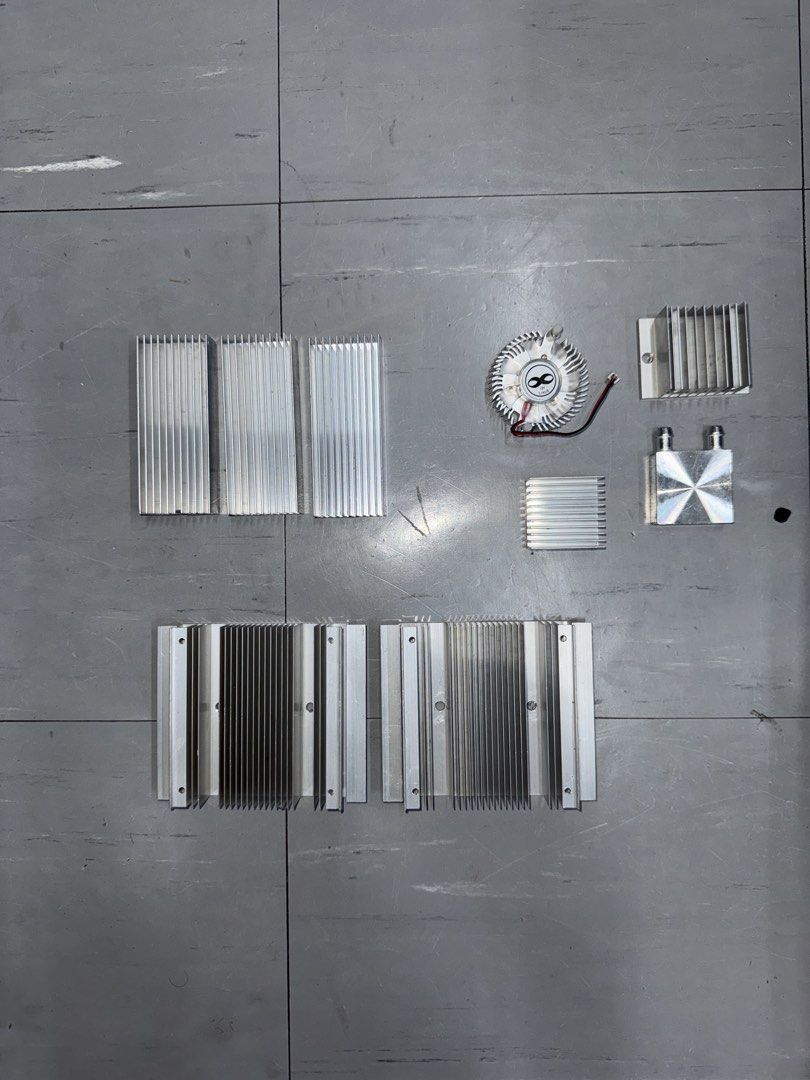 Heatsinks (TAKE ALL FOR 500!) (Category: Electrical, Adaptors & Sockets) located in Quezon City. Submitted by thallysielle (Listing ID 1470475634, Image 1). Description: Heatsinks (TAKE ALL FOR 500!) - individual price is listed at slide 2 Selling Price: 500 RFS: decluttering Meet Up: Around SMNE or DLSU (+50 PHP) Shipping (from Quezon City): Lalamove or J&T + shipping fee should be handled by the buyer! Mode of Payment: Cash, GCash, or Bank Tran