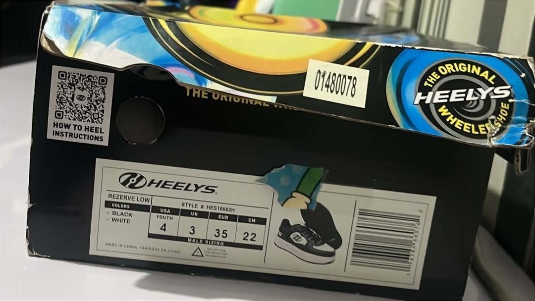 Heelys Rezerve Low Black White Youth Size 4 (Category: Sneakers) located in Manila. Submitted by iamnicka (Listing ID 1470470129, Image 2). Description: - Brand: Heelys Rezerve Low - Color: Classic Black and White - Size: Youth US 4 / UK 3 / EUR 35 (22cm) - Condition: Clean, soles look barely touched - Inclusions: Original box included - Style: Skate shoes with built-in wheels.