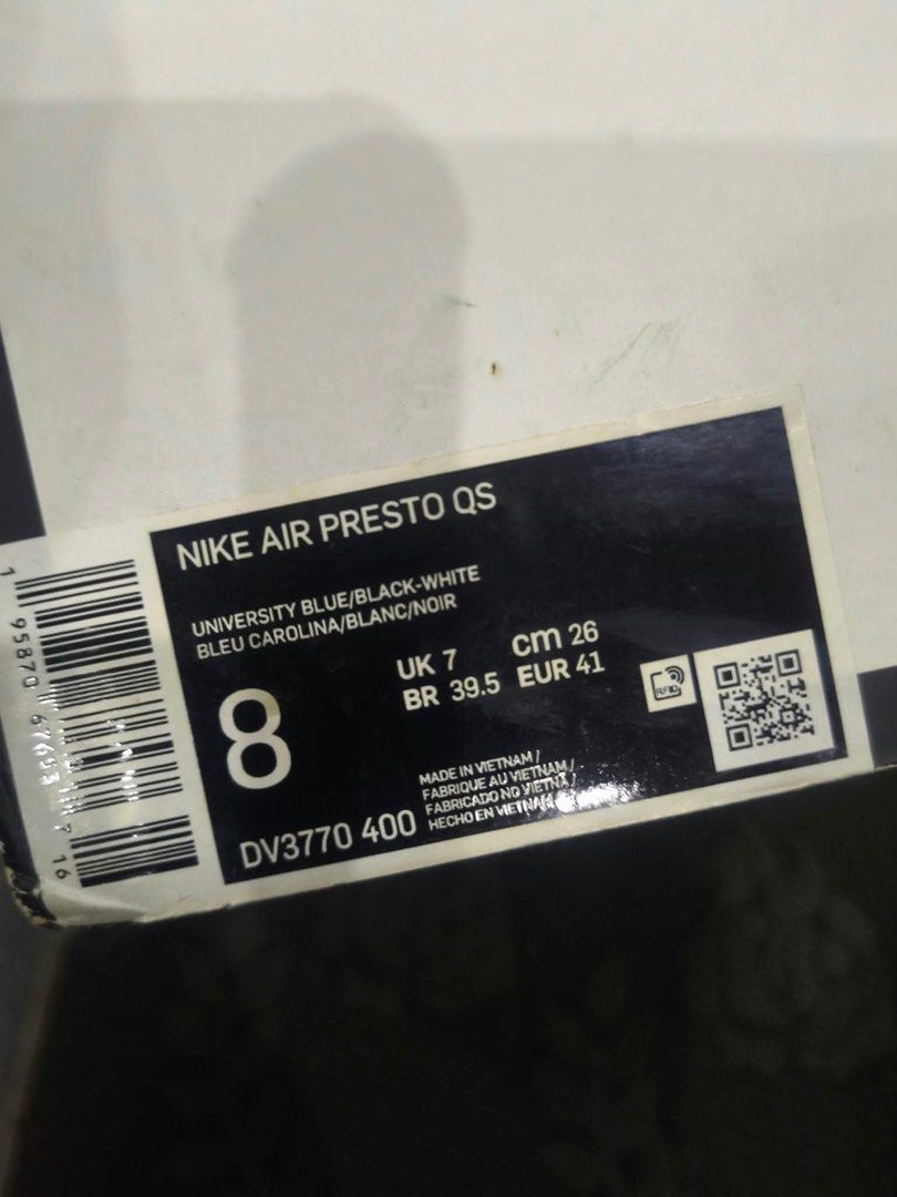 Hello kitty x nike presto rubber shoes (Category: Sneakers) located in Manila. Submitted by ka.samyang (Listing ID 1470366647, Image 3). Description: Auth with box Signs of usage Yellow strap sakit ng presto Over all good to use.