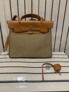 (Category: ) located in . Submitted by preluxuria_online_shop (Listing ID 1470375539, Image 1). Description: .