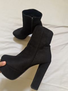 (Category: ) located in . Submitted by cutiecloset_ (Listing ID 1470411696, Image 1). Description: .