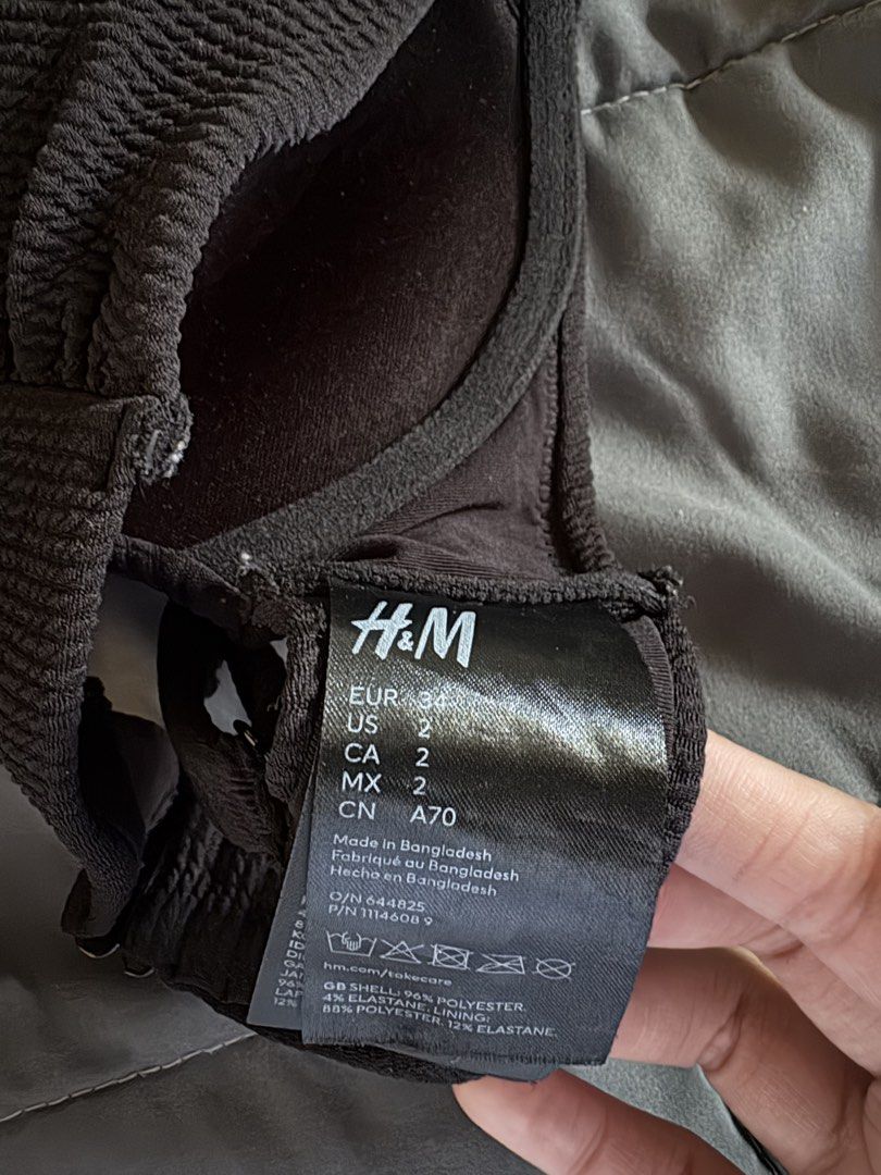 H&M black bikini top (Category: Bikinis & Swimsuits) located in Bauang. Submitted by backburnerbyniki (Listing ID 1470357671, Image 2). Description: .