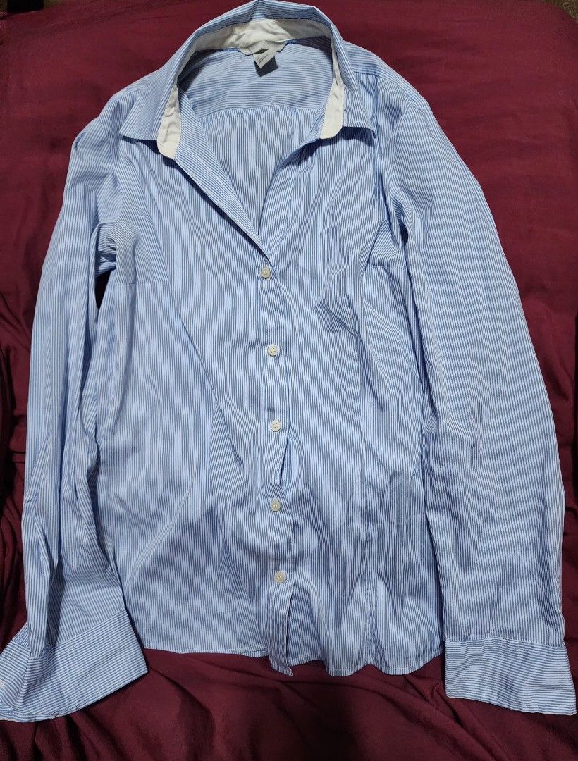 H&M Classic Blue & White Fine Striped Button-Down Shirt (Category: Coats, Jackets and Outerwear) located in Quezon City. Submitted by dolcegioia (Listing ID 1470368503, Image 1). Description: ​Brand: H&M ​Color: Light Blue & White (Pinstripe / Micro-stripe) ​Size: US 8 / EUR 38 / CA 8 / MX 8 / CN 165/88A -It can fit Small to Medium size ​Style: Fitted / Tailored Long Sleeve Button-Up Shirt with White Inner Collar Accent ​Country of Manufacture: M