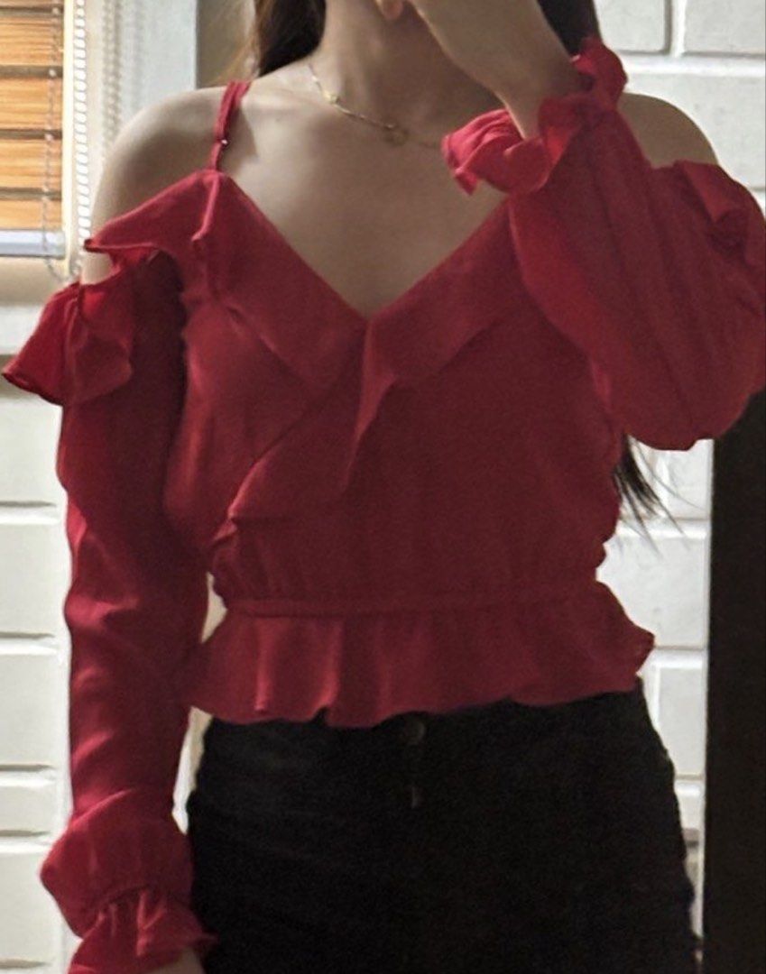 H&M Red Ruffled Off Shoulder Top (Category: Sleeveless) located in Binan City. Submitted by mypreloved_haul (Listing ID 1470377639, Image 1). Description: Fits xxs to xs frame, last price posted!.