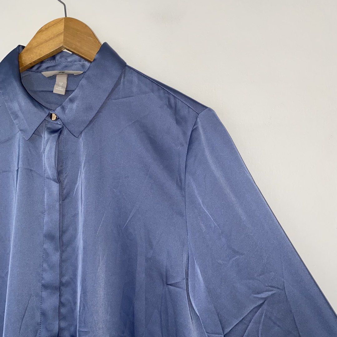 H&M satin long sleeve top (Category: Longsleeves) located in San Jose del Monte. Submitted by mamiracky (Listing ID 1470444365, Image 3). Description: .