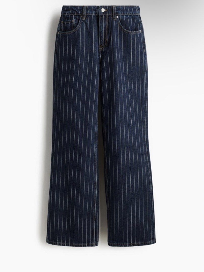H&M wide high jeans (Category: Jeans) located in Davao. Submitted by hercloset.dvo (Listing ID 1470471223, Image 2). Description: OG price ₱1,290k.